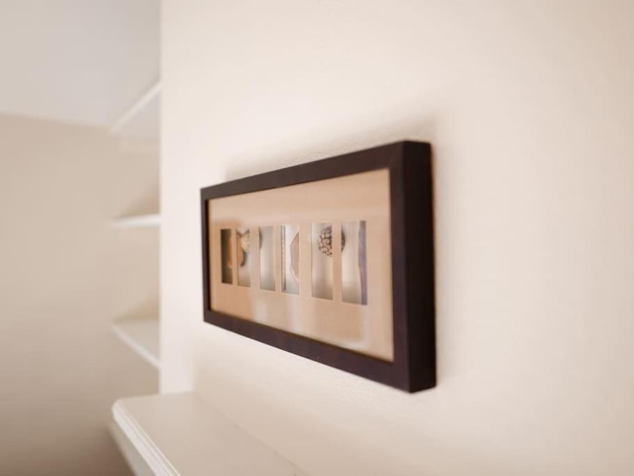 Charming Cottage Getaway In Altrincham Esterno foto